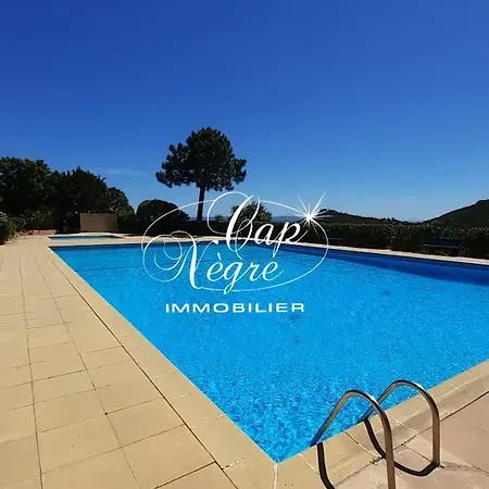 Mazet T2 Pour 4 Personnes Avec Jardin Vue Au Mas De Pramousquier Holiday home