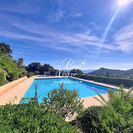 Casa vacanze Mazet T2 Pour 4 Pers Avec Jardin Vue Résidence Avec Piscine Au Mas De Pramousquier Le Lavandou